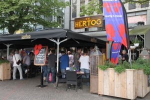 D&#039;n Hertog (voorheen Bagatelle)